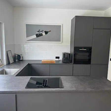 شقة Moderne Doppelhaushaelfte Mit 3 Sz In Der Naehe Vom Scharmuetzelsee-seperat&naturnah ويندستش ريتز