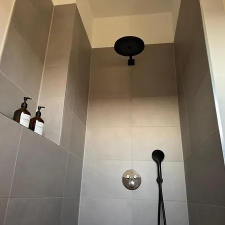 شقة Moderne Doppelhaushaelfte Mit 3 Sz In Der Naehe Vom Scharmuetzelsee-seperat&naturnah *