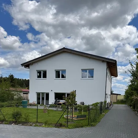 Апартаменты Moderne Doppelhaushaelfte Mit 3 Sz In Der Naehe Vom Scharmuetzelsee-seperat&naturnah *
