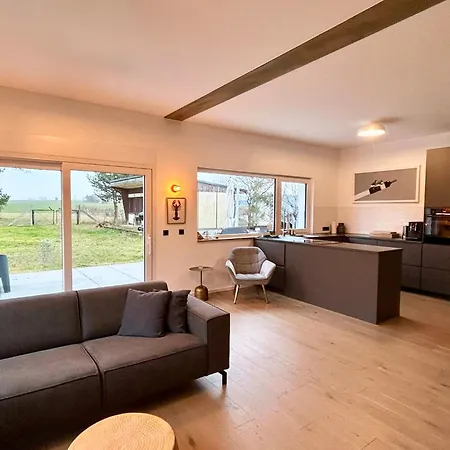 Moderne Doppelhaushaelfte Mit 3 Sz In Der Naehe Vom Scharmuetzelsee-seperat&naturnah Апартаменты