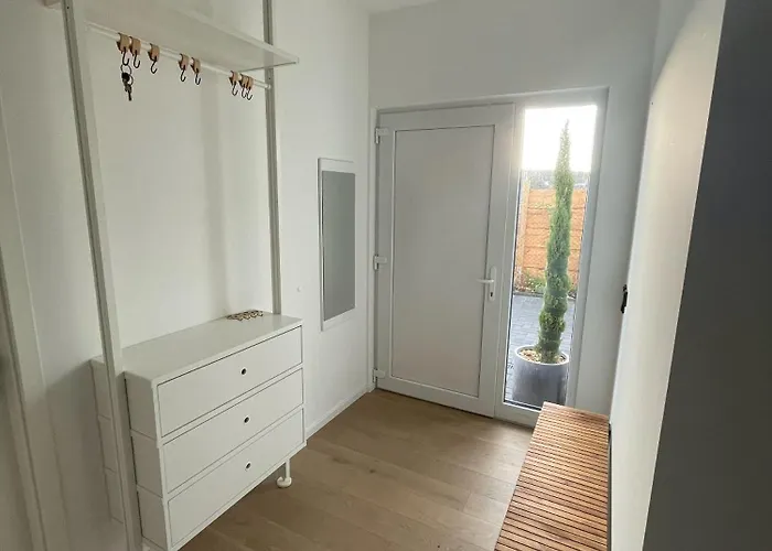 Moderne Doppelhaushaelfte Mit 3 Sz In Der Naehe Vom Scharmuetzelsee-seperat&naturnah *