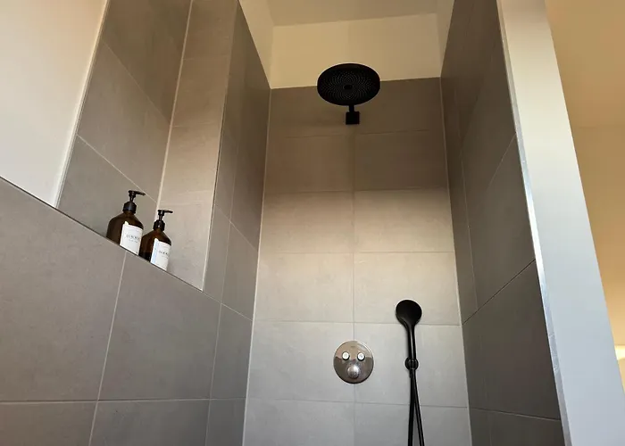 Apartament Moderne Doppelhaushaelfte Mit 3 Sz In Der Naehe Vom Scharmuetzelsee-seperat&naturnah *