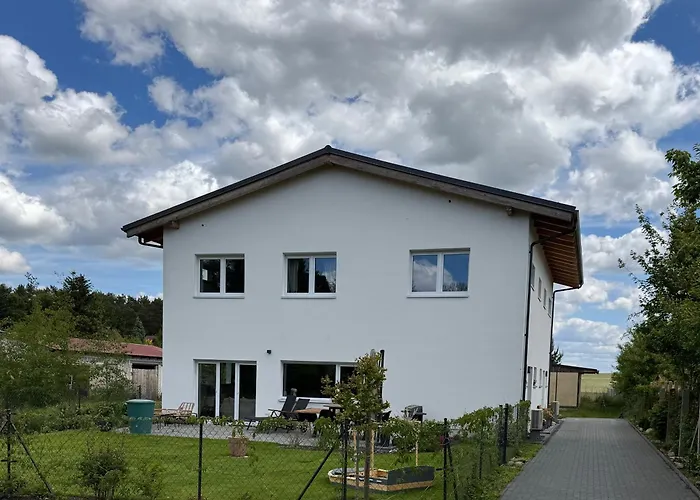 Apartament Moderne Doppelhaushaelfte Mit 3 Sz In Der Naehe Vom Scharmuetzelsee-seperat&naturnah *